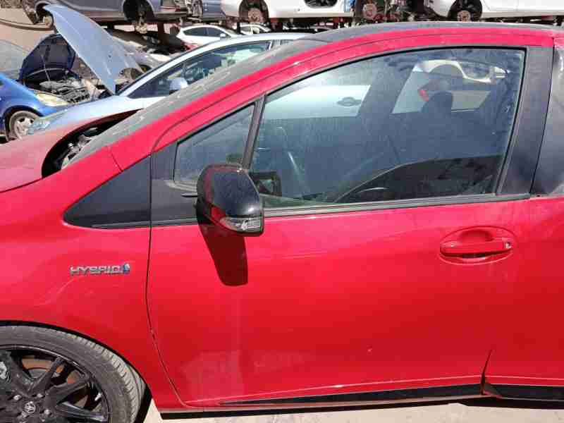 Recambio de puerta delantera izquierda para toyota yaris (_p13_) 1.5 hybrid (nhp130_) referencia OEM IAM 670020D510  