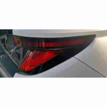 PILOTO TRASERO DERECHO 92402N7000 