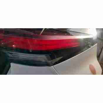 Recambio de piloto trasero derecho para toyota c-hr hybrid gr sport referencia OEM IAM 81551F4200  