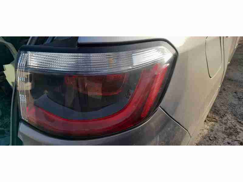 Recambio de piloto trasero derecho para jeep compass (mp, m6, mv, m7) 1.4 multiair referencia OEM IAM 68461672AC  