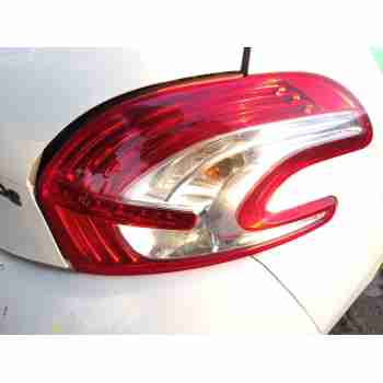 Recambio de piloto trasero derecho para peugeot 208 business line referencia OEM IAM   