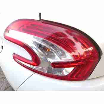 Recambio de piloto trasero izquierdo para peugeot 208 business line referencia OEM IAM   