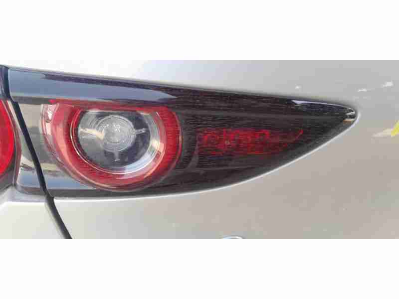 Recambio de piloto trasero izquierdo interior para mazda 3 berlina (bp) exclusive-line referencia OEM IAM BCNM513G0B  