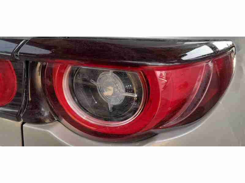 Recambio de piloto trasero derecho para mazda 3 berlina (bp) exclusive-line referencia OEM IAM B0J851150A  