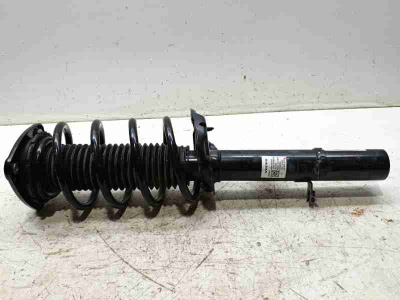 Recambio de amortiguador delantero izquierdo para volvo ex30 plus 2wd pure electric referencia OEM IAM 80000014  