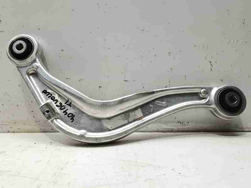 Recambio de brazo suspension inferior trasero derecho para volvo ex30 plus 2wd pure electric referencia OEM IAM 80016041  