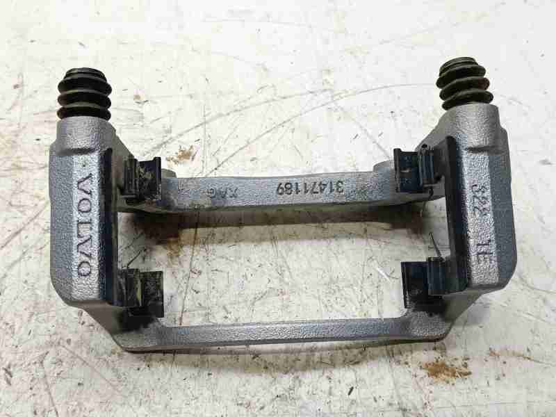 Recambio de soporte pinza para volvo ex30 plus 2wd pure electric referencia OEM IAM 31471189  