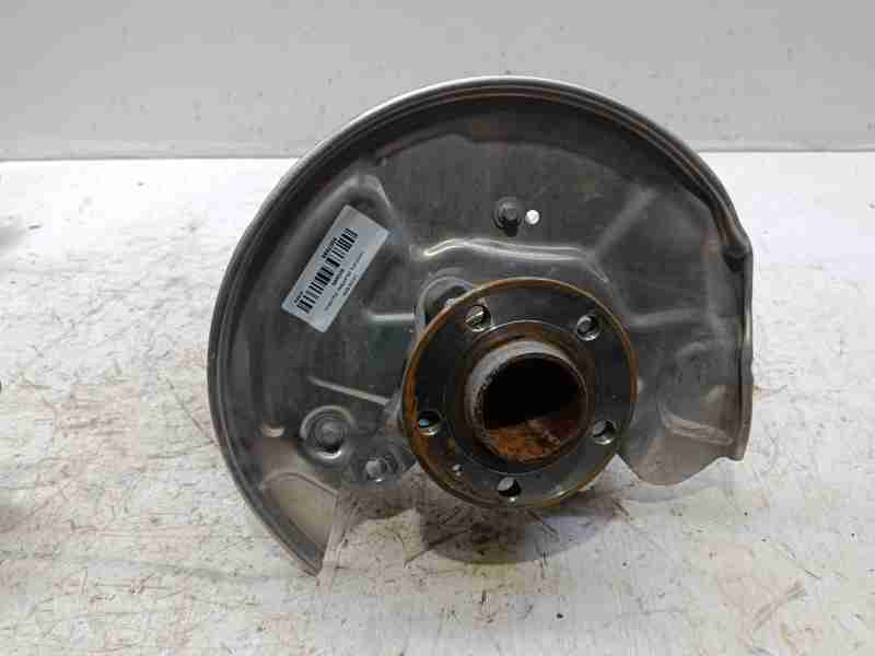 Recambio de mangueta delantera izquierda para volvo ex30 plus 2wd pure electric referencia OEM IAM 80006990  