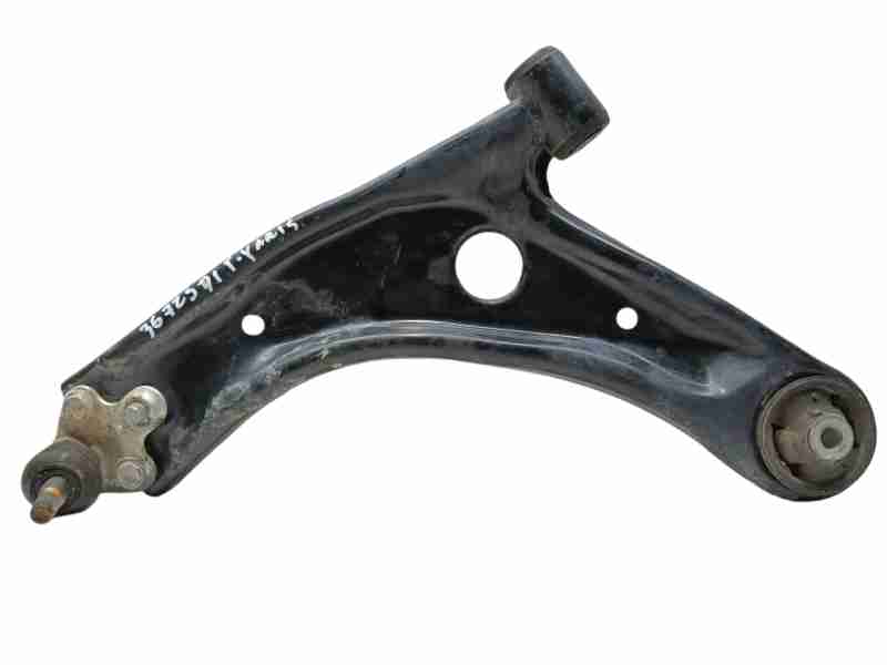 Recambio de brazo suspension delantero izquierdo para toyota yaris cross hybrid 2wd active tech referencia OEM IAM   