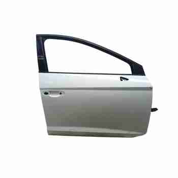 Recambio de puerta delantera derecha para seat leon st (5f8) 1.5 tsi referencia OEM IAM 5F4831056A  