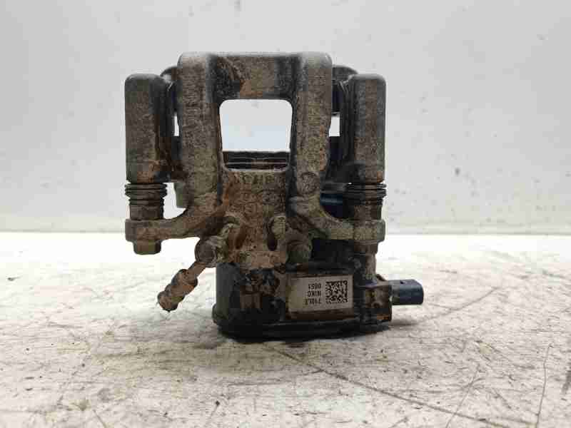 Recambio de pinza freno trasera izquierda para hyundai tucson (tl, tle) 1.6 gdi referencia OEM IAM 58310D7A71  