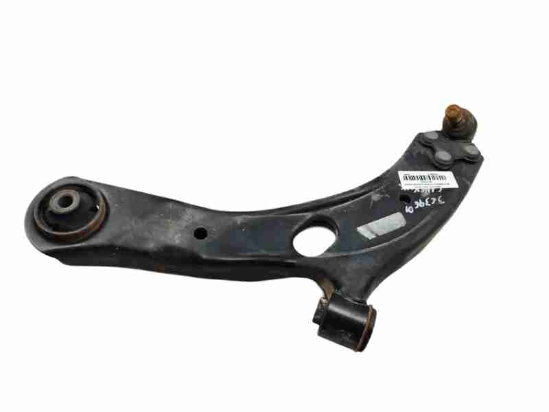 Recambio de brazo suspension inferior delantero izquierdo para ssangyong tivoli grand limited 4x2 referencia OEM IAM 4451035000 