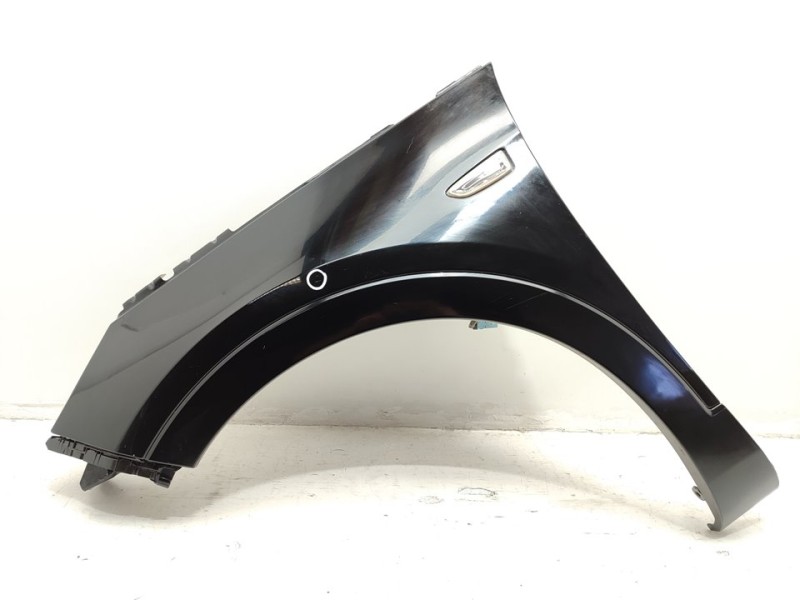 Recambio de aleta delantera izquierda para opel grandland x selective referencia OEM IAM 95525666  