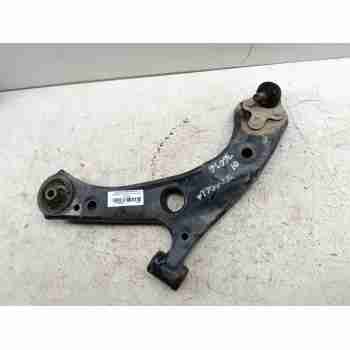 Recambio de brazo suspension inferior delantero izquierdo para toyota corolla station wagon (_e21_) 2.0 hybrid (mzeh12) referenc