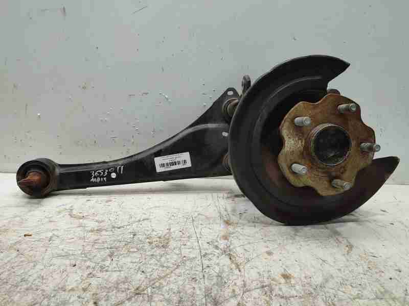 Recambio de mangueta trasera izquierda para toyota auris touring sports (e18) hybrid active referencia OEM IAM 4245002121  