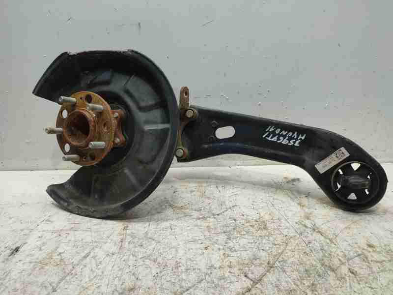Recambio de mangueta trasera izquierda para hyundai tucson (tl, tle) 1.6 gdi referencia OEM IAM 52710D7000  