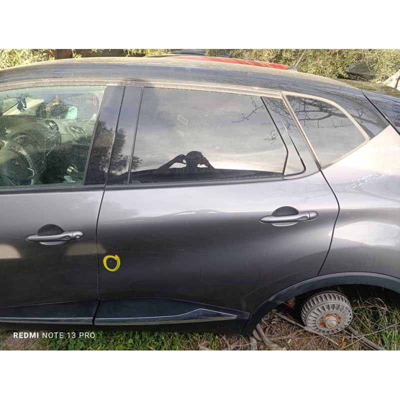 Recambio de puerta trasera izquierda para renault captur life referencia OEM IAM 821010340R  