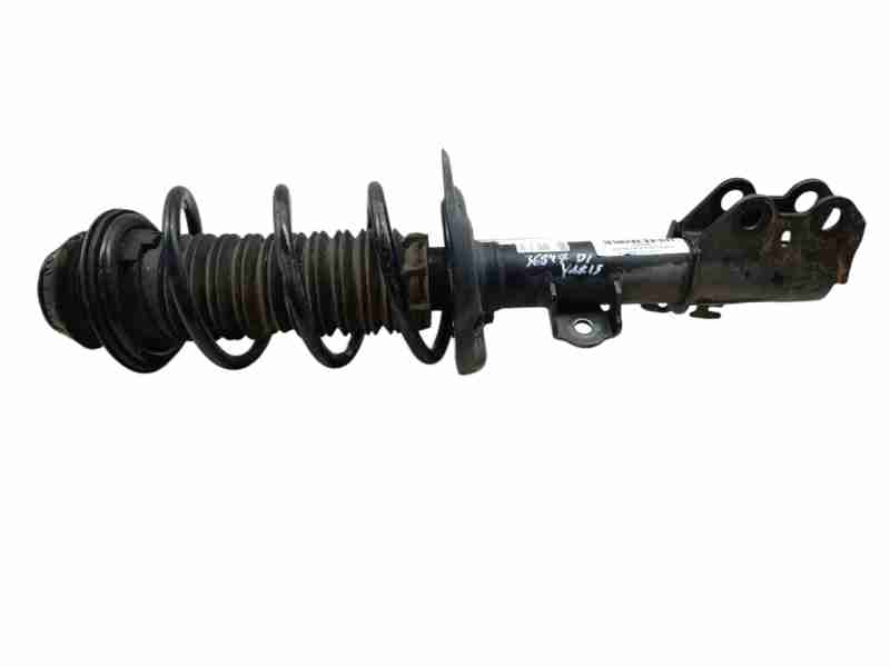 Recambio de amortiguador delantero izquierdo para toyota yaris cross hybrid 2wd active tech referencia OEM IAM 485200D530  