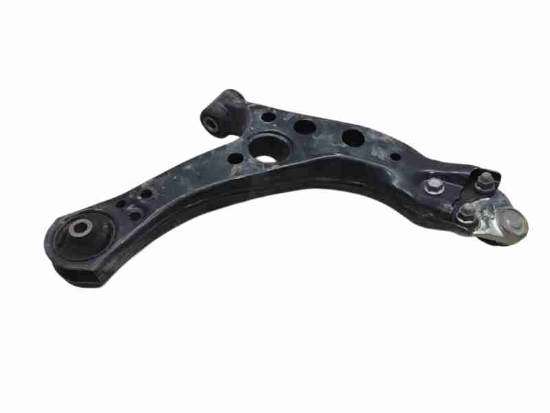 Recambio de brazo suspension inferior delantero izquierdo para toyota c-hr hybrid active referencia OEM IAM 4806910110  