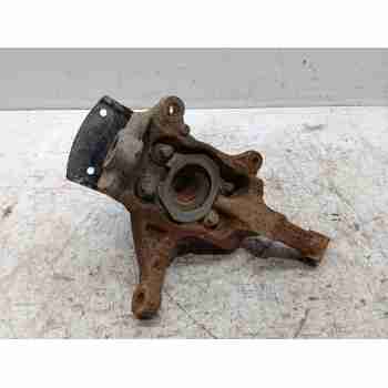 Recambio de mangueta delantera derecha para renault trafic furgón l1h1 2,8t referencia OEM IAM 8200630533  