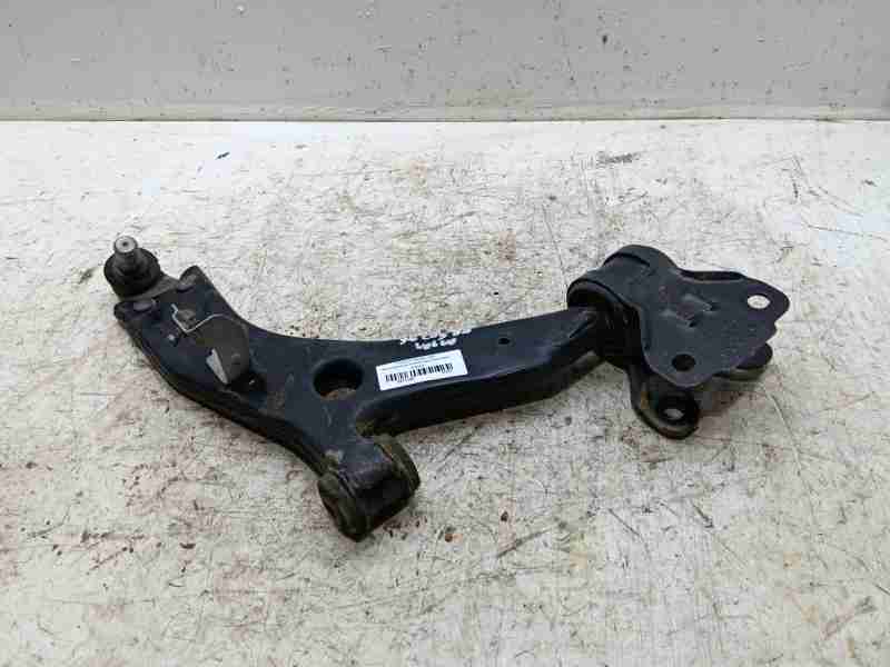 Recambio de brazo suspension inferior delantero derecho para volvo v40 hatchback (525) t2 referencia OEM IAM 31340231  