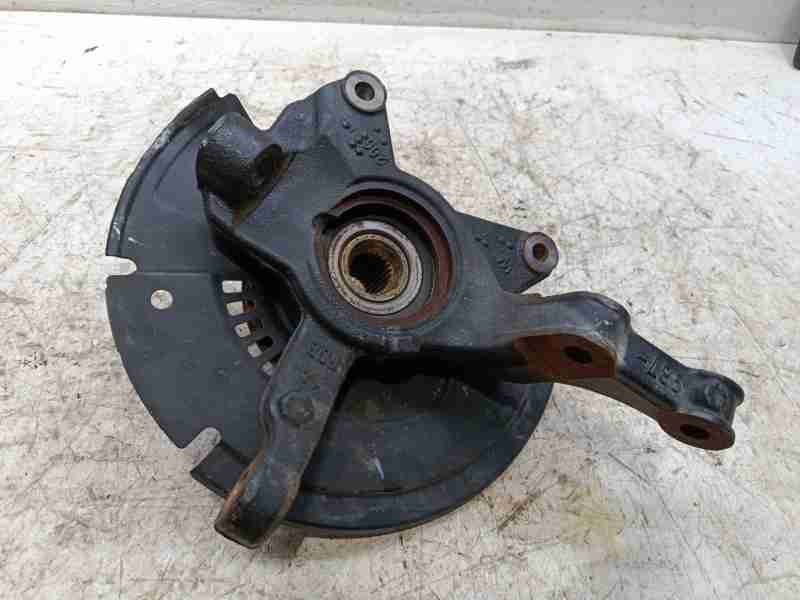 Recambio de mangueta delantera derecha para renault captur ii intens referencia OEM IAM 400144566R  