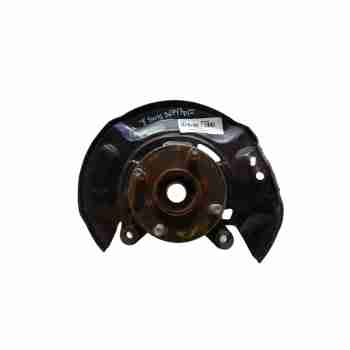 Recambio de mangueta delantera izquierda para toyota yaris (_p13_) 1.5 (nsp131_) referencia OEM IAM 432120D230  