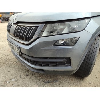 Recambio de paragolpes delantero para skoda kodiaq ambition 4x4 referencia OEM IAM 565807221  