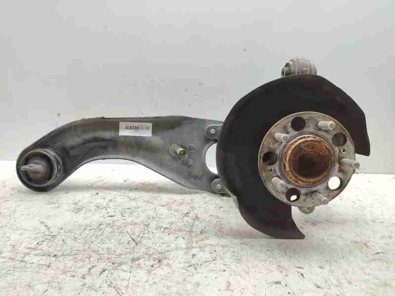 Recambio de mangueta trasera derecha para hyundai i30 cw cruise bluedrive referencia OEM IAM 52720A6400  