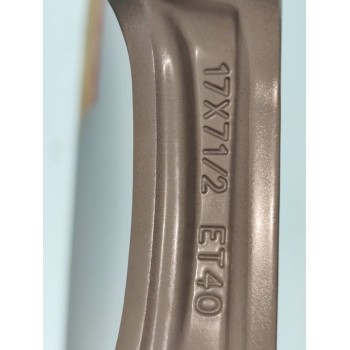 Recambio de llanta para toyota corolla (e21) hybrid advance referencia OEM IAM 42611YY850  