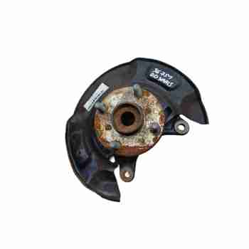 Recambio de mangueta delantera derecha para toyota yaris (_p13_) 1.5 (nsp131_) referencia OEM IAM 432110D230  