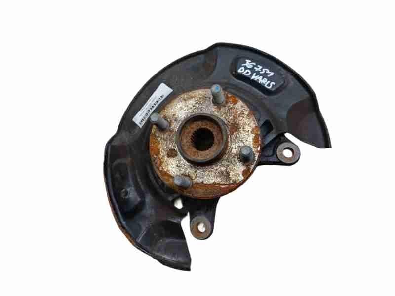 Recambio de mangueta delantera derecha para toyota yaris (_p13_) 1.5 (nsp131_) referencia OEM IAM 432110D230  