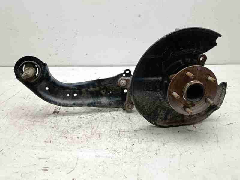 Recambio de mangueta trasera izquierda para toyota rav4 hybrid 4x2 advance referencia OEM IAM 4230542060  