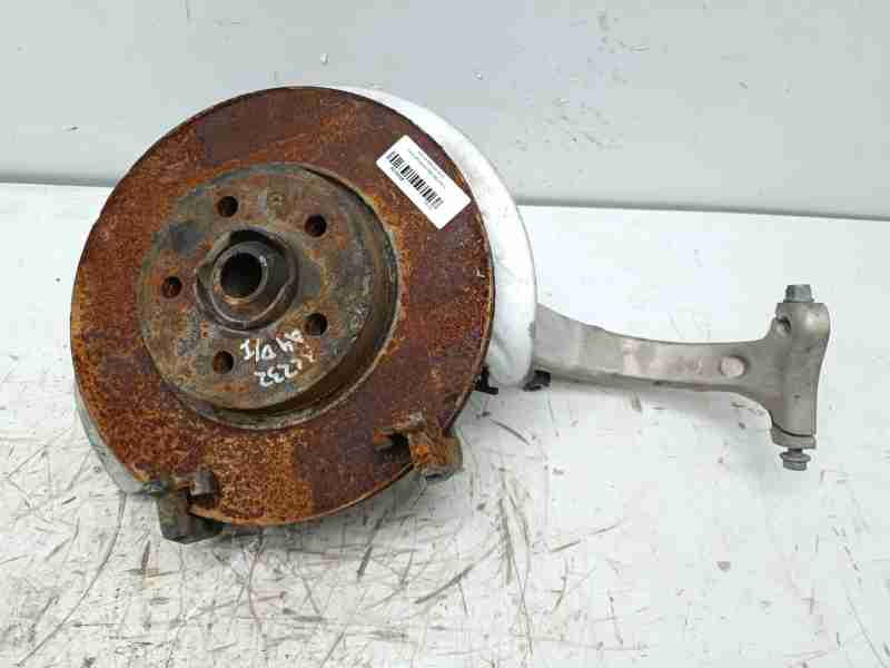 Recambio de mangueta delantera izquierda para audi a4 berlina (8w2) básico referencia OEM IAM   