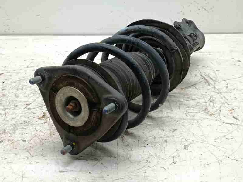 Recambio de amortiguador delantero derecho para hyundai i30 cw cruise bluedrive referencia OEM IAM 54661A2155  