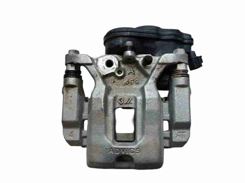 Recambio de pinza freno trasera derecha para toyota rav4 hybrid 4x2 advance referencia OEM IAM 4783042100  