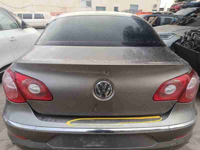 Recambio de porton trasero para volkswagen passat b6 variant (3c5) 1.8 tsi referencia OEM IAM 3C8827025C  