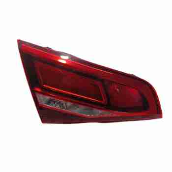Recambio de piloto trasero izquierdo interior para audi a3 sportback (8va, 8vf) 2.0 tdi referencia OEM IAM 8V4945075  