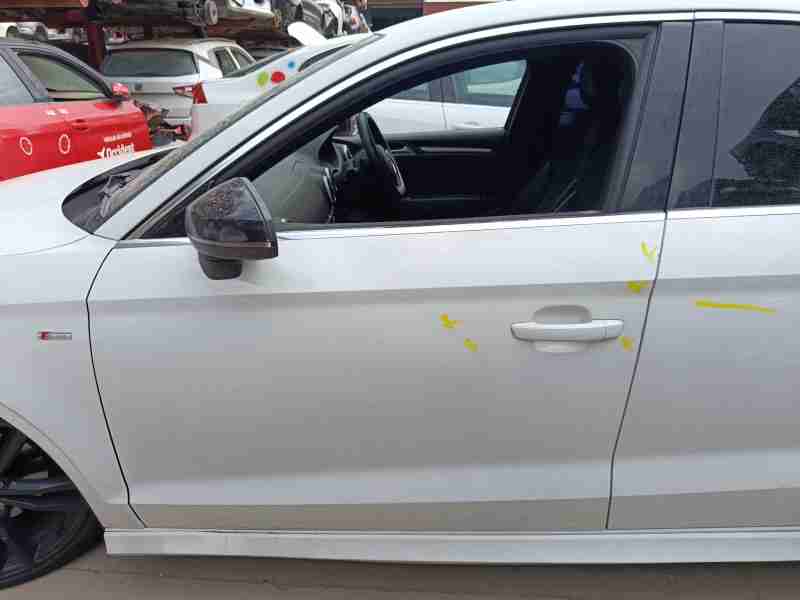 Recambio de puerta delantera izquierda para audi a3 (8v1, 8vk) 2.0 tdi referencia OEM IAM   