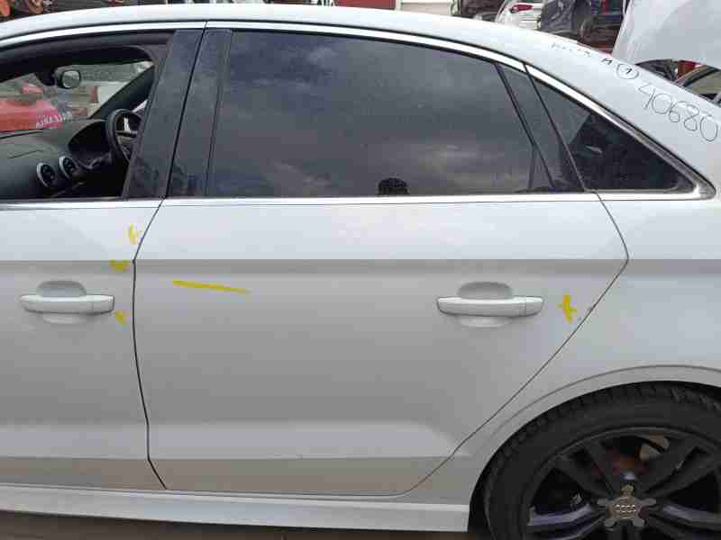 Recambio de puerta trasera izquierda para audi a3 (8v1, 8vk) 2.0 tdi referencia OEM IAM   