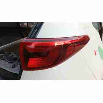 PILOTO TRASERO DERECHO 92402D9010 
