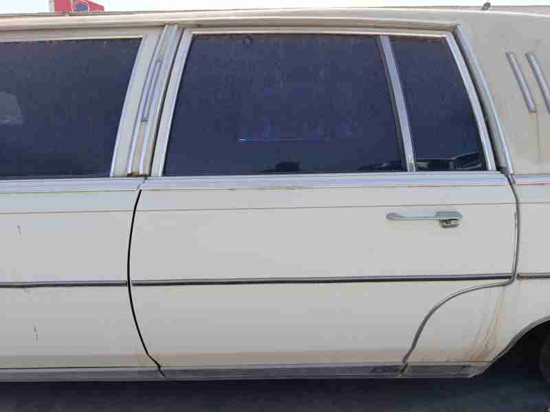 Recambio de puerta trasera izquierda para cadillac fleetwood sedán 5.0 referencia OEM IAM   