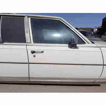Recambio de puerta delantera derecha para cadillac fleetwood sedán 5.0 referencia OEM IAM   