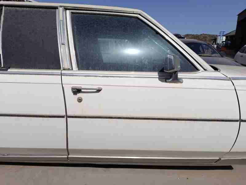 Recambio de puerta delantera derecha para cadillac fleetwood sedán 5.0 referencia OEM IAM   