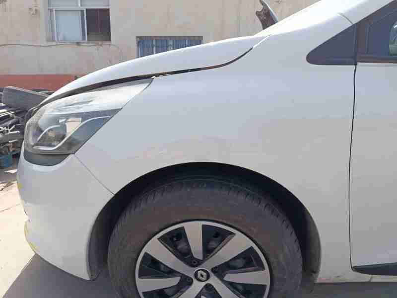 Recambio de aleta delantera izquierda para renault clio iv (bh_) 1.5 dci 90 referencia OEM IAM 631017984R  