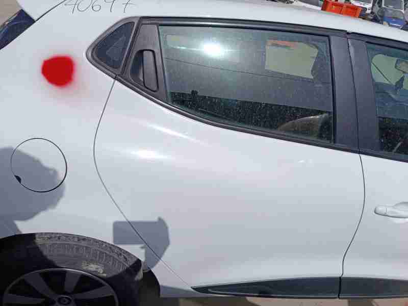 Recambio de puerta trasera derecha para renault clio iv (bh_) 1.5 dci 90 referencia OEM IAM 821008626R  