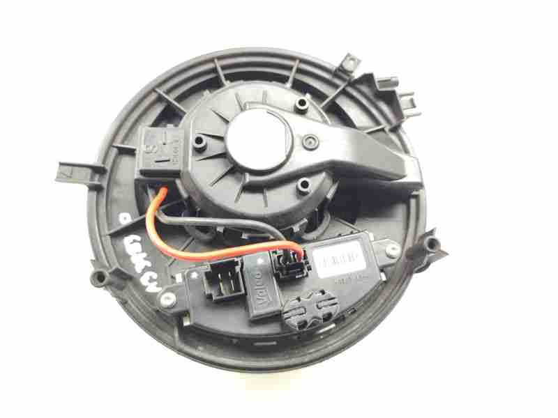 Recambio de ventilador calefaccion para audi a3 sportback (8va, 8vf) 2.0 tdi referencia OEM IAM 5Q1819021E  