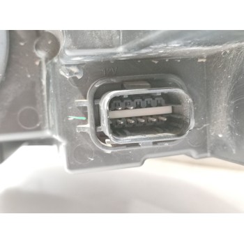 Recambio de faro derecho para dacia sandero iii stepway comfort referencia OEM IAM 260104363R  