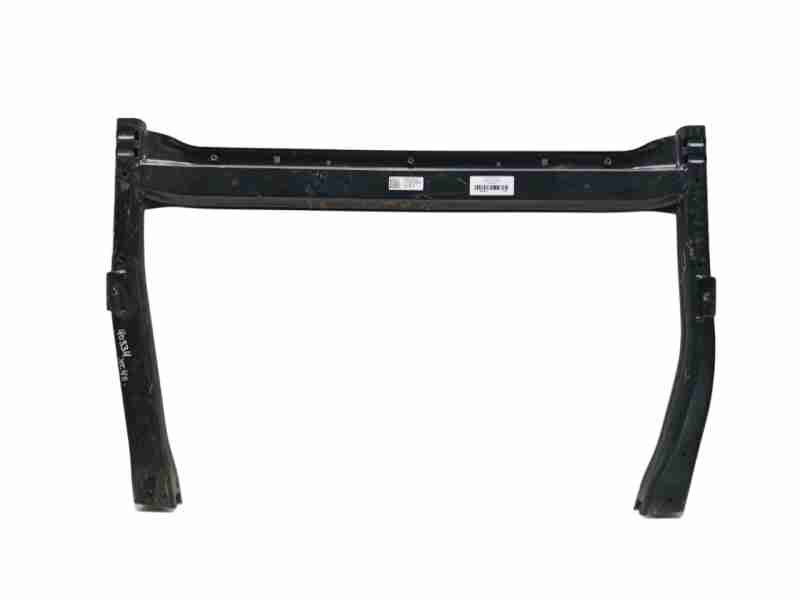 Recambio de travesaño delantero para volvo xc40 (536) t2 referencia OEM IAM 32221552  