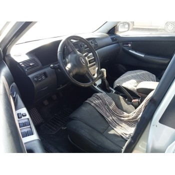 toyota corolla (e12) del año 2005